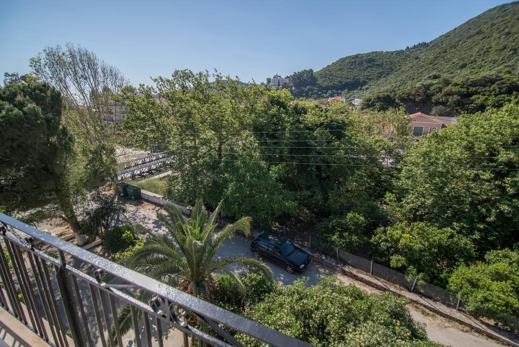 Maria Parameriti Apartments Poros  Dış mekan fotoğraf